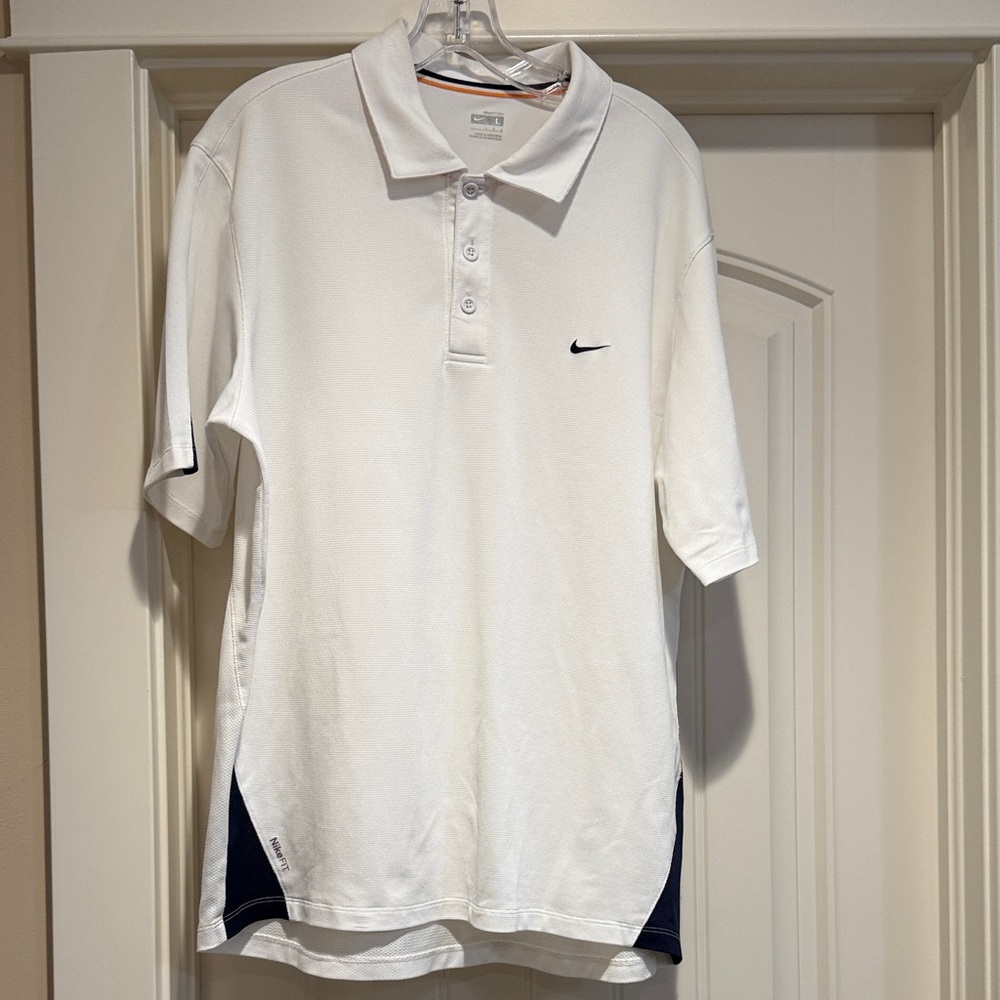 Nike Men's White and Navy Polo Shirt